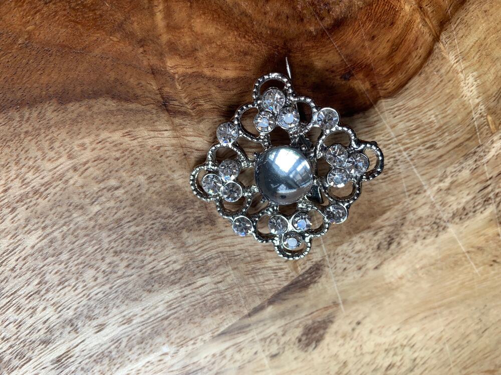Rhinestone Silver Brooch Square Pin 1" x 1"